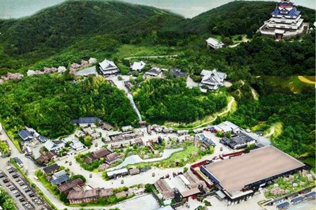 《総工費300億円で客0人》“閑散ぶり”が話題のテーマパーク「投資分配金が停止」指摘された更なる“不安材料”（週刊女性PRIME） - Yahoo!ニュース