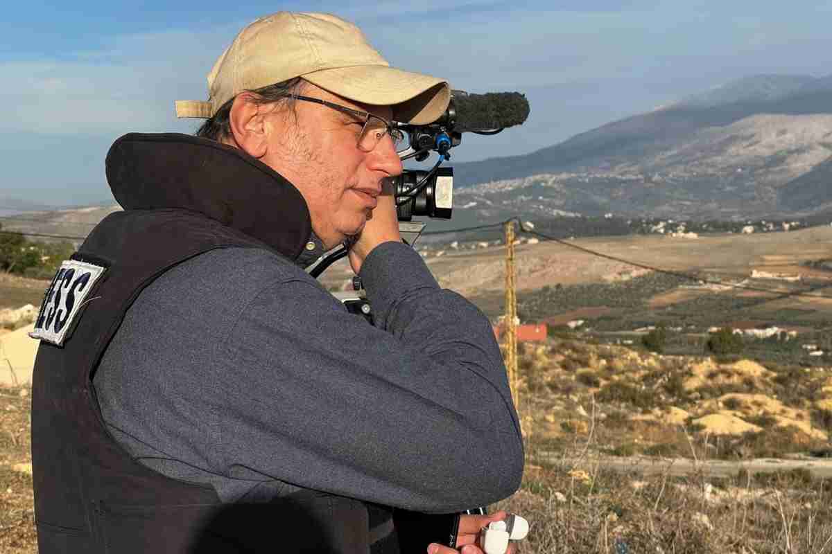 レバノンで記者3人が死亡、イスラエル軍が攻撃　ヒズボラ系メディアの記者も - CNN.co.jp