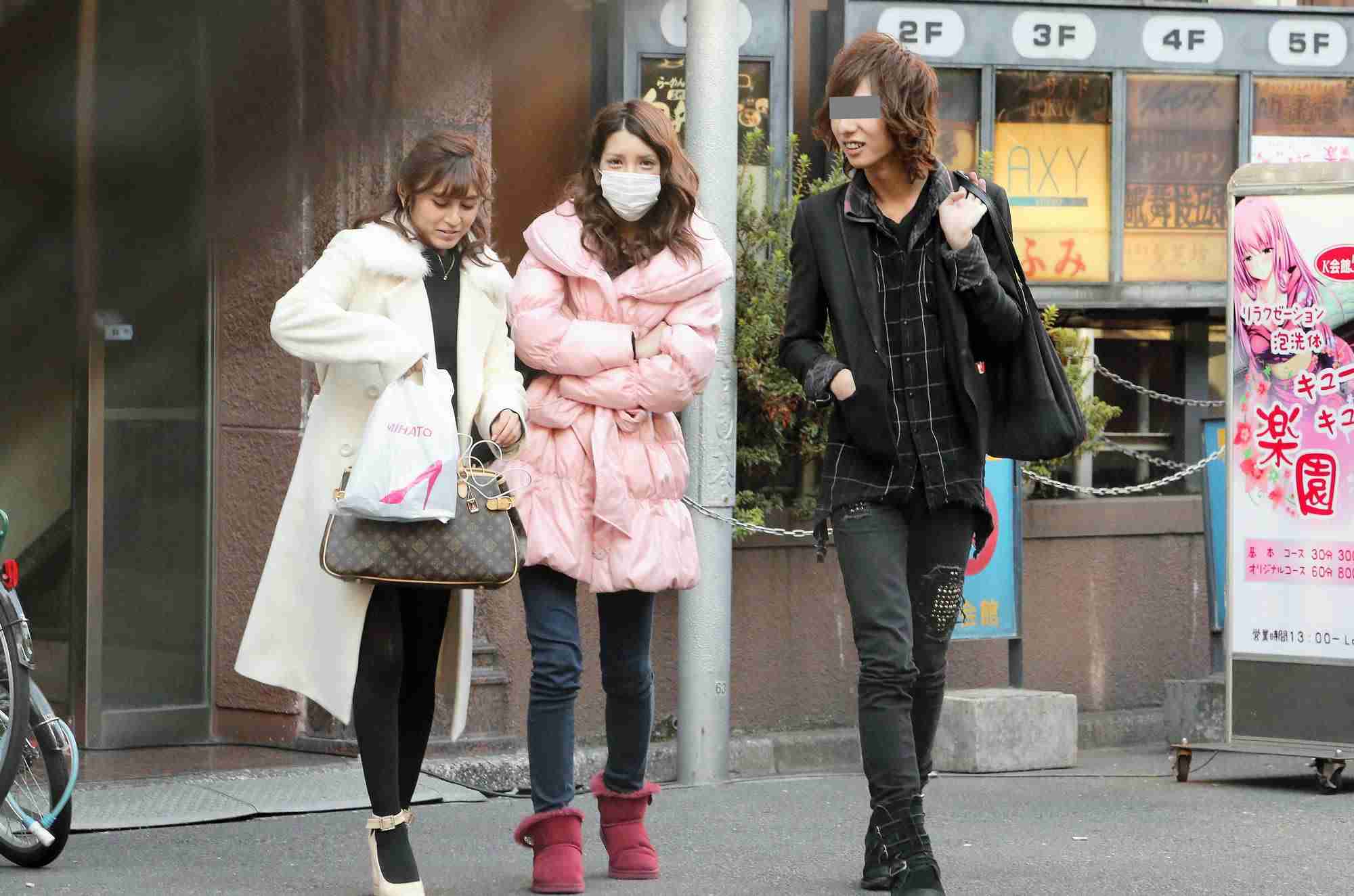 元タレントの坂口杏里容疑者　サンドイッチ1個万引き疑いで逮捕