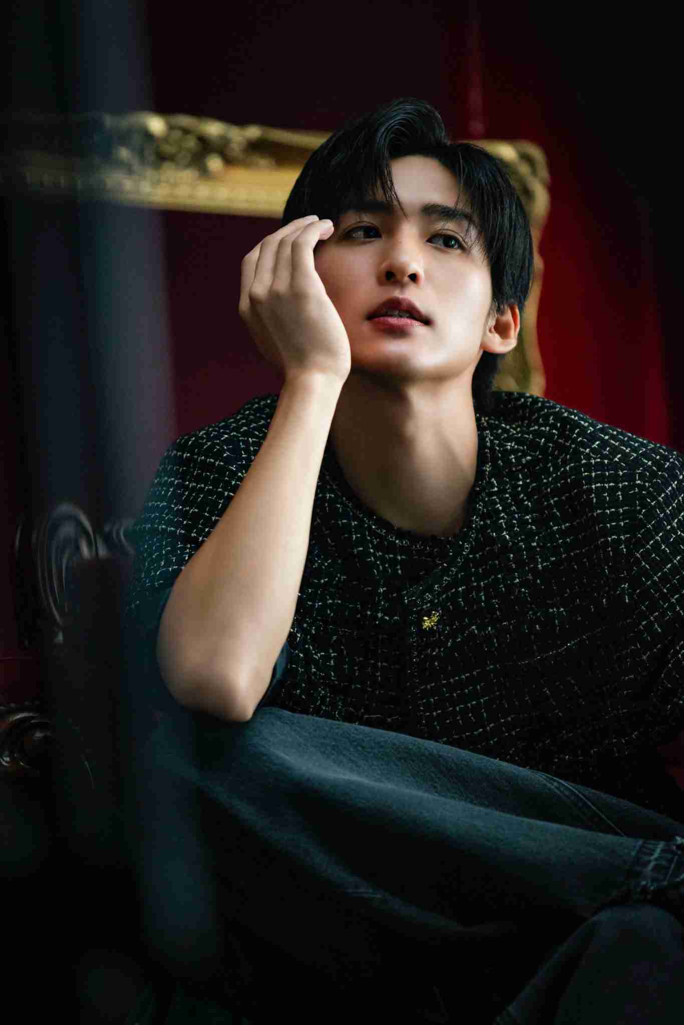 Snow Man目黒蓮、理想の将来像「イケてるおじさんになりたい」　『25ans』でメンバーとの交流も明かす