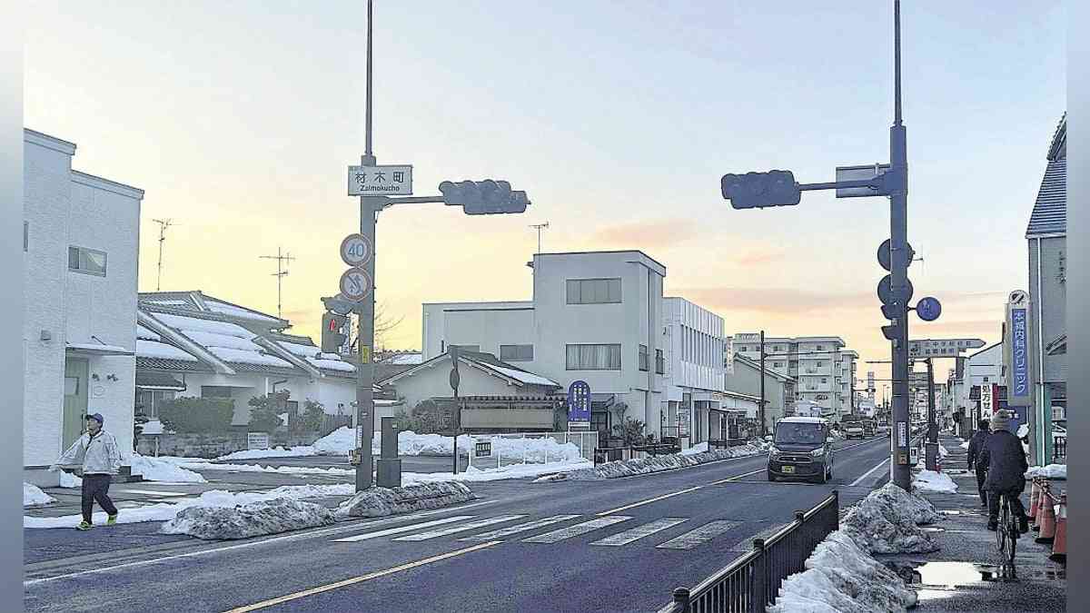 「なぜ免許返納しなかったのか」有罪確定９２歳の後悔、赤信号で止まらず衝突した女性引きずる…５年前にも罰金刑 : 読売新聞