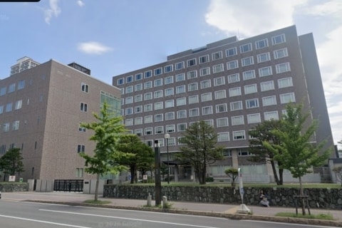 生徒への性加害訴訟、漫画家と原告双方が控訴　一審は1100万円賠償命令、小学館の再起用問題も波紋（弁護士ドットコムニュース） - Yahoo!ニュース