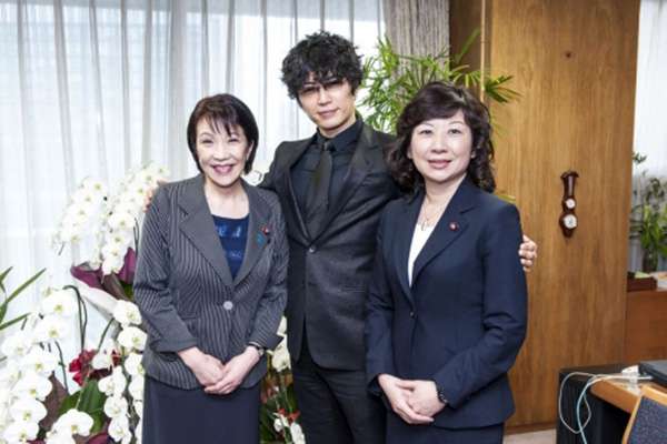 仮想通貨めぐり金融庁に圧力「野田聖子」と「GACKT」の黒い蜜月 - ライブドアニュース