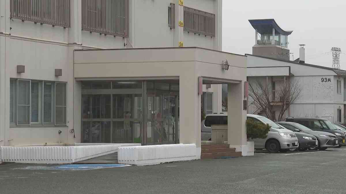 救急車の「到着が遅い」と因縁、38歳救急隊員の顔面を殴打　公務執行妨害の疑いで69歳男を逮捕「殴ったことに間違いありません」北海道日高町 | TBS NEWS DIG