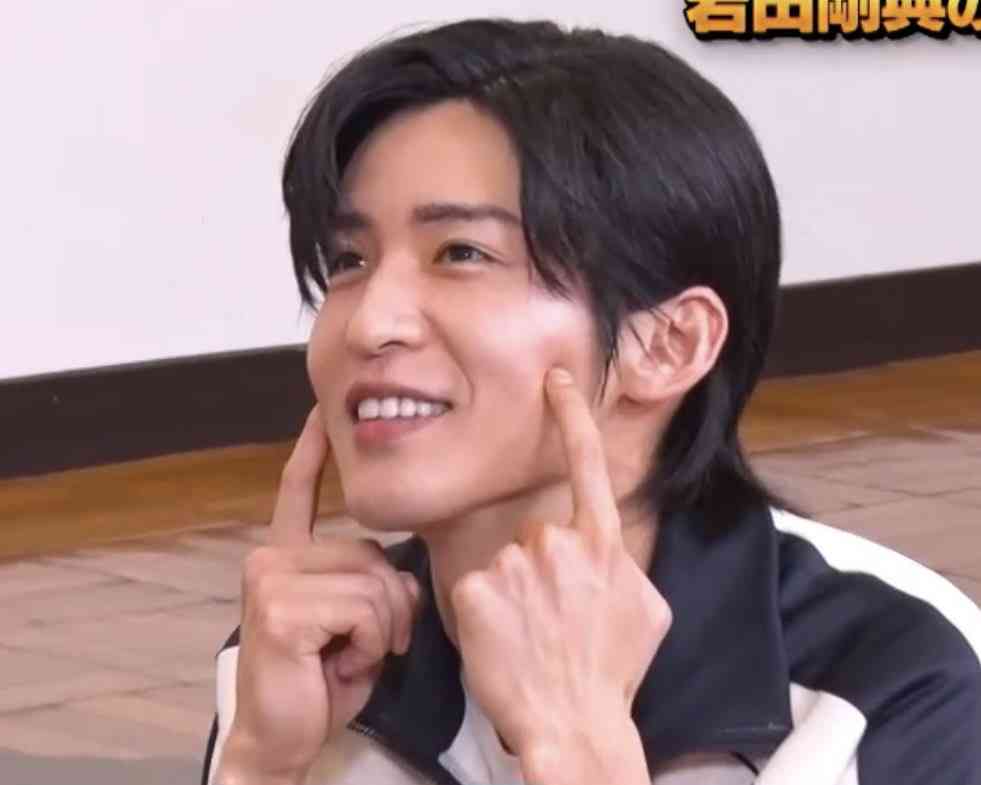 Snow Man目黒蓮、理想の将来像「イケてるおじさんになりたい」　『25ans』でメンバーとの交流も明かす