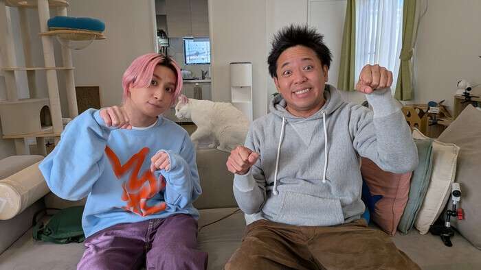 猫好きのSnow Man佐久間大介がサンシャイン池崎家を訪問！2匹の愛猫を喜ばせる｜嗚呼!!みんなの動物園｜日本テレビ