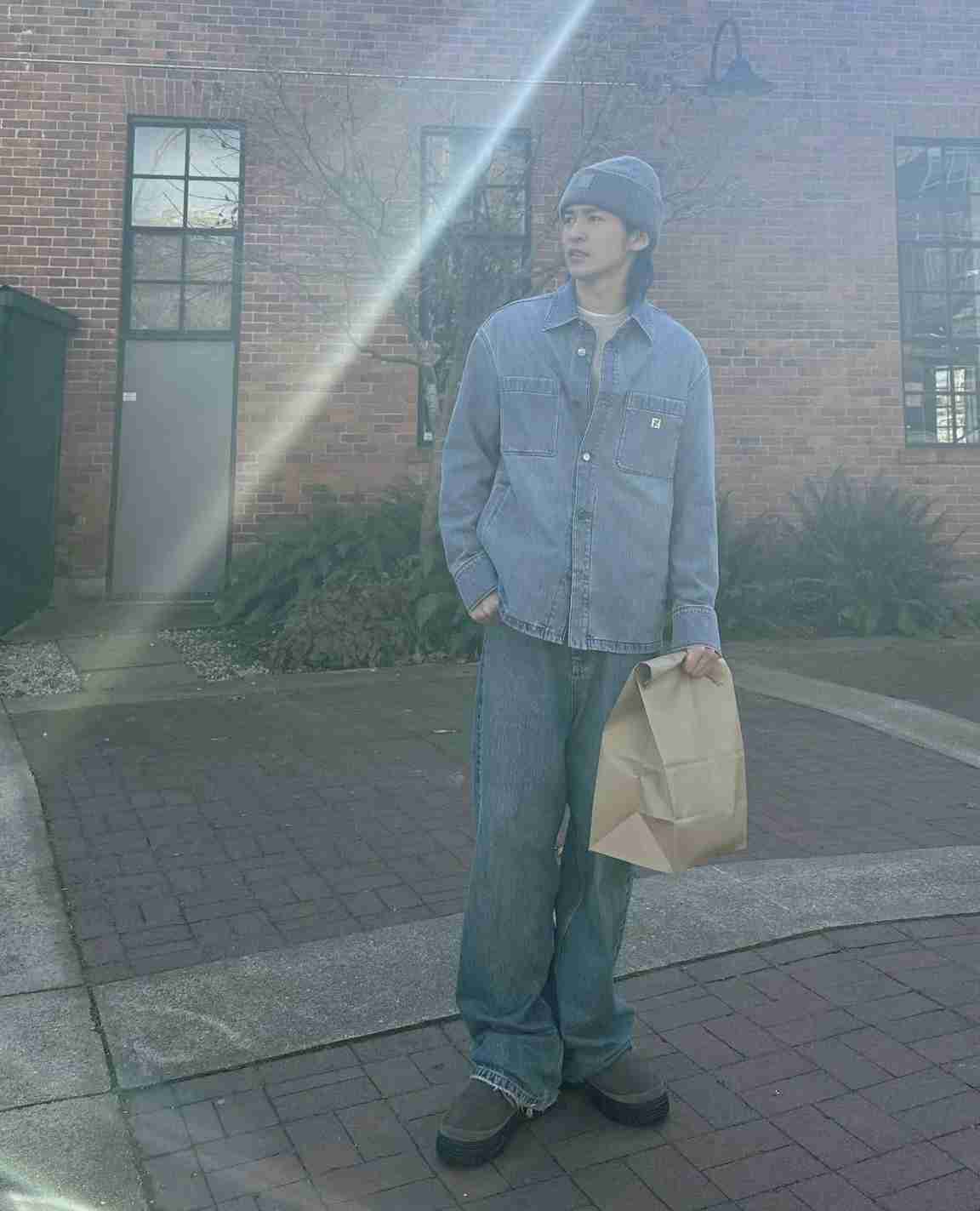 Snow Man目黒蓮、理想の将来像「イケてるおじさんになりたい」　『25ans』でメンバーとの交流も明かす