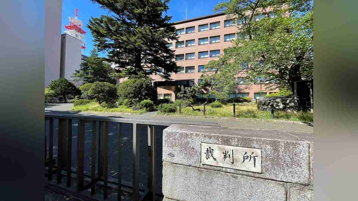 修学旅行中に「合鍵」で女子生徒の部屋に侵入し不同意わいせつ、５３歳教諭の弁護士「再犯の可能性は低い」と執行猶予求める : 読売新聞