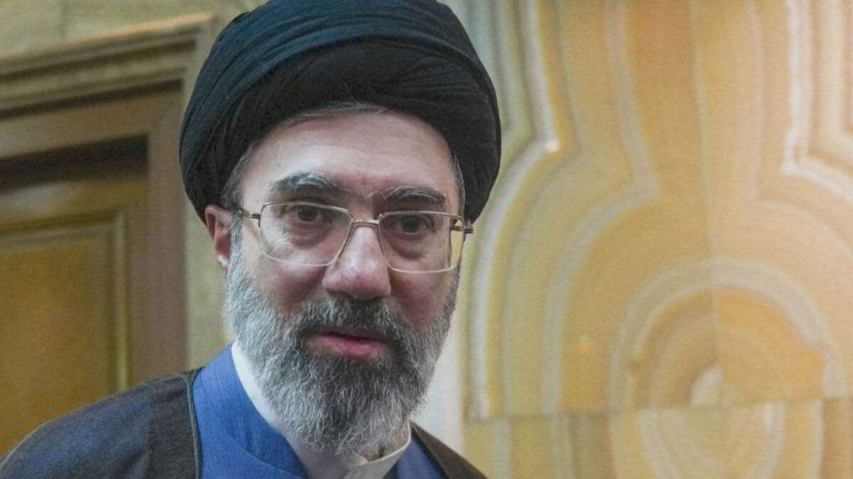 【速報】イラン新最高指導者・モジタバ師が初声明「近隣諸国にあるアメリカの基地を攻撃する」
