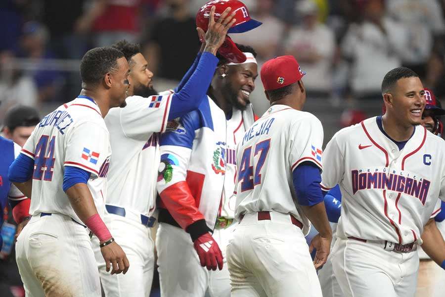 「この人達、スポンサーに失礼すぎる」　WBCで波紋、会見場で日本製品吐き捨て…批判殺到「さすがに目に余る」 | THE ANSWER