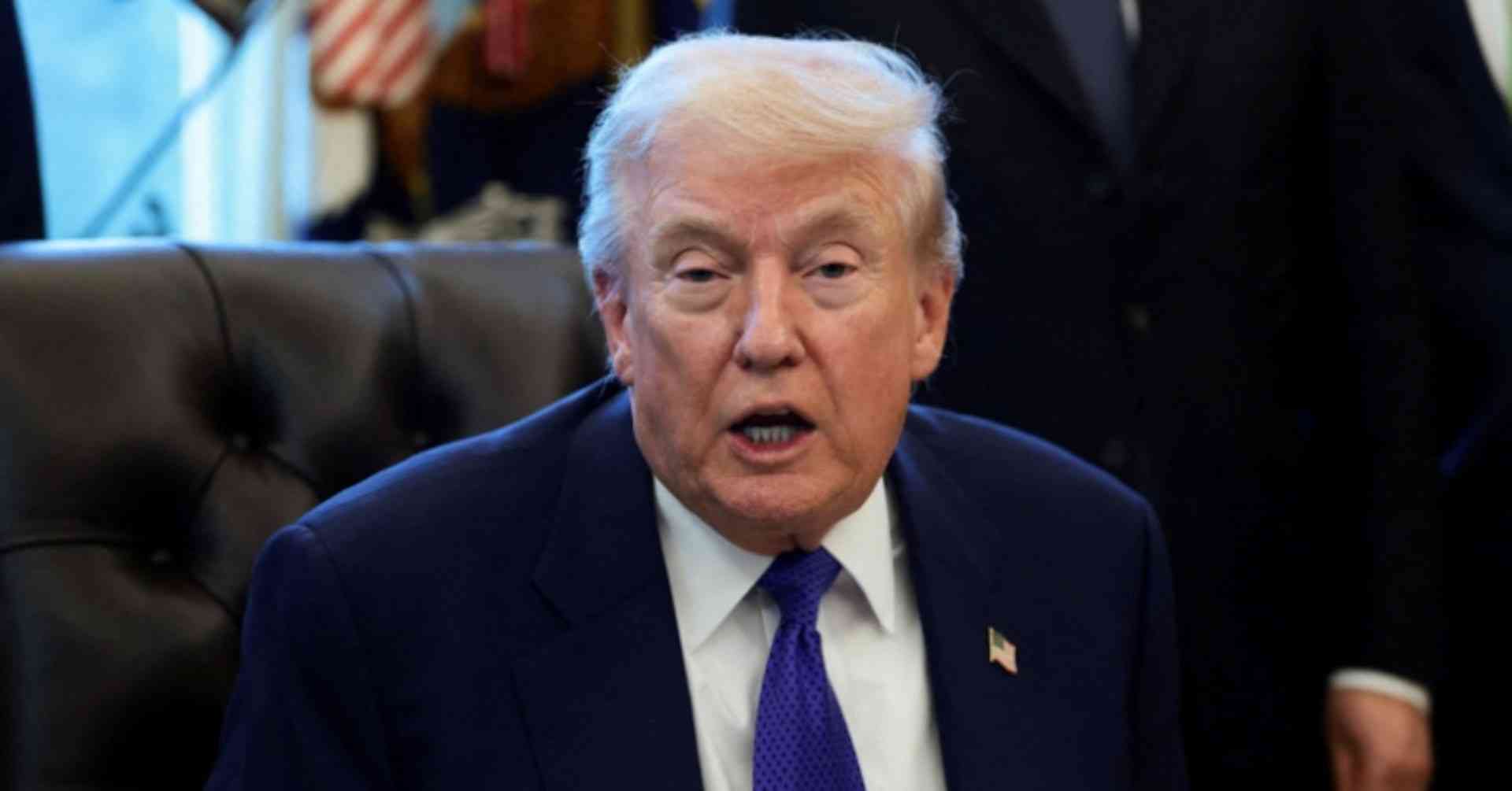 石油は米から買うかホルムズ海峡へ取りに行け、トランプ氏投稿 | ロイター