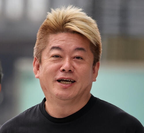 堀江貴文氏”キャバクラ論争”に痛烈「不細工な嫁と結婚するしかなかった非モテオタク達が…」