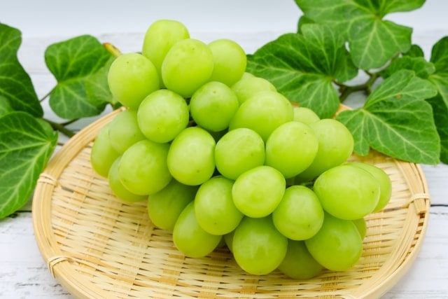 スーパーの買い物カゴに何が入ってたら金持ちだと思う？