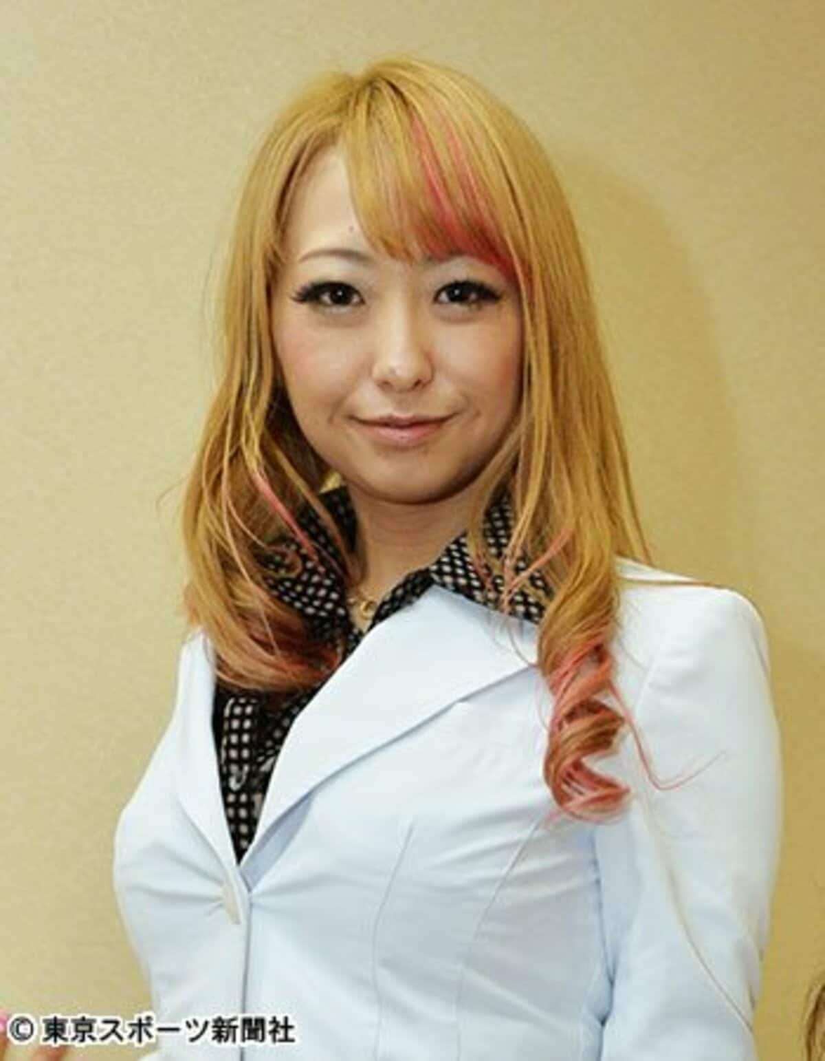 脅迫された美人女医「１晩９００万円」ホスト豪遊 | 東スポWEB