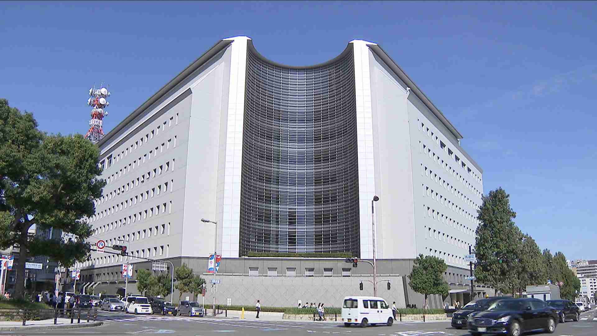 「埋葬してあげる自信がなかった」　母とみられる遺体を自宅に放置した疑い　５３歳男逮捕　大阪・東住吉区