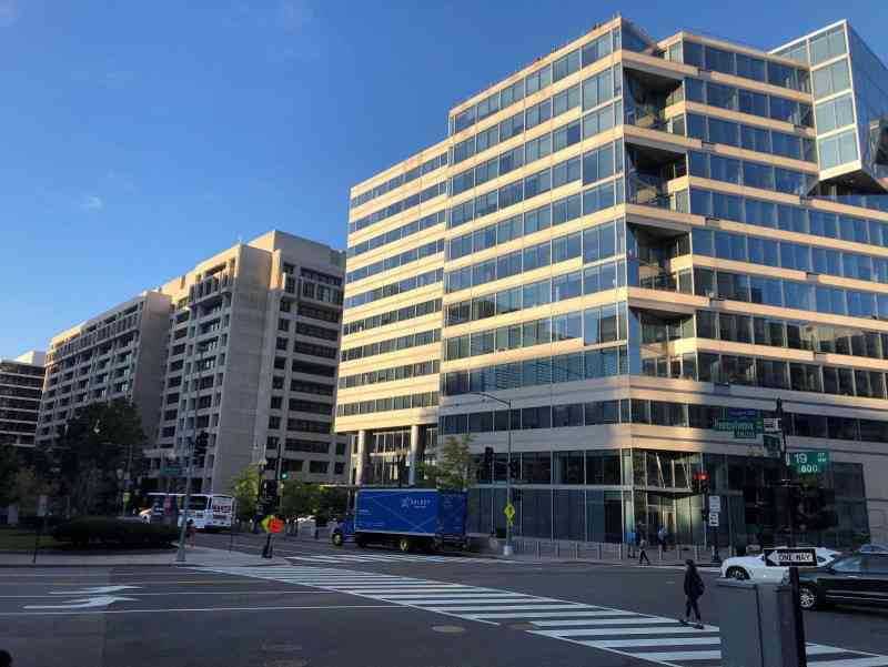 IMF、食料価格高騰を懸念　中東紛争で肥料など供給網混乱（毎日新聞） - Yahoo!ニュース