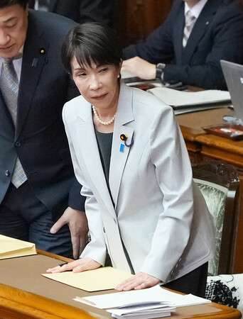 予算成立、高揚感なく　強気の首相、自民と溝　「国論二分」政策に影〔深層探訪〕（時事通信） - Yahoo!ニュース