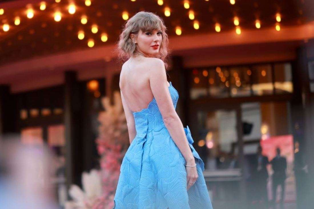 テイラー・スウィフト、資産１０億ドル超の「ビリオネア」に　米ブルームバーグ - CNN.co.jp