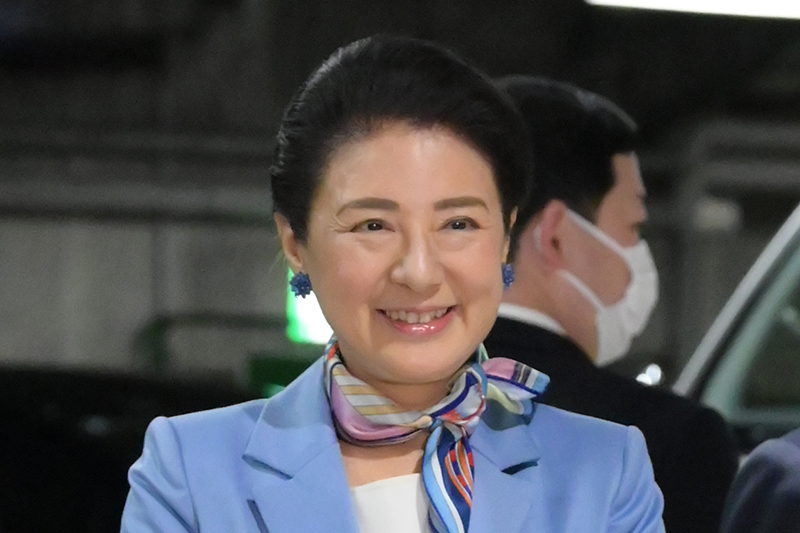 《体調不良の真相》天皇皇后両陛下が被災地訪問を直前に延期　“全館貸切”だったホテルのキャンセル料は誰が負担するのか　6月の海外訪問以降に仕切り直しへ  (1/4)| 女性セブンプラス