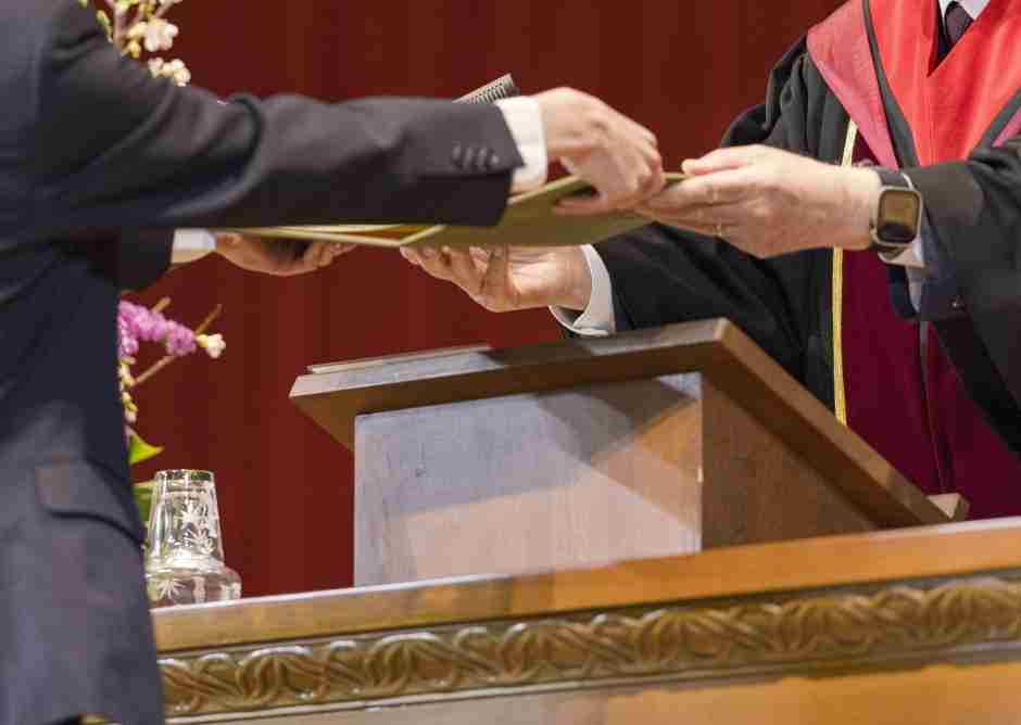 小野梓記念賞  –  早稲田大学 学生生活課
