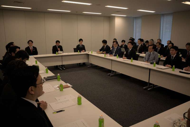 消費減税　業界団体「外食も税率ゼロに」　実務者会議で聞き取り（毎日新聞） - Yahoo!ニュース