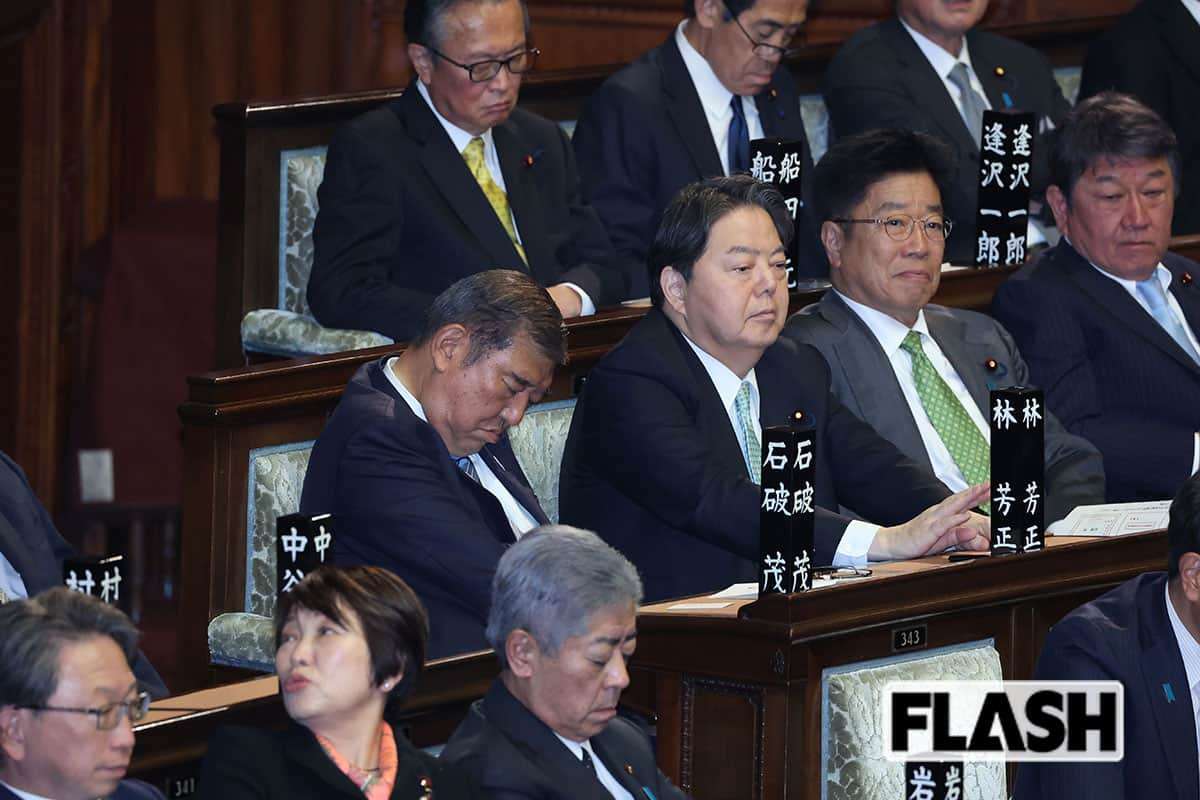 「寝てないアピール」「普通に心配」石破茂首相の“国会ウトウト”後の「久々に4時間寝た」発言に疑念と心配が噴出