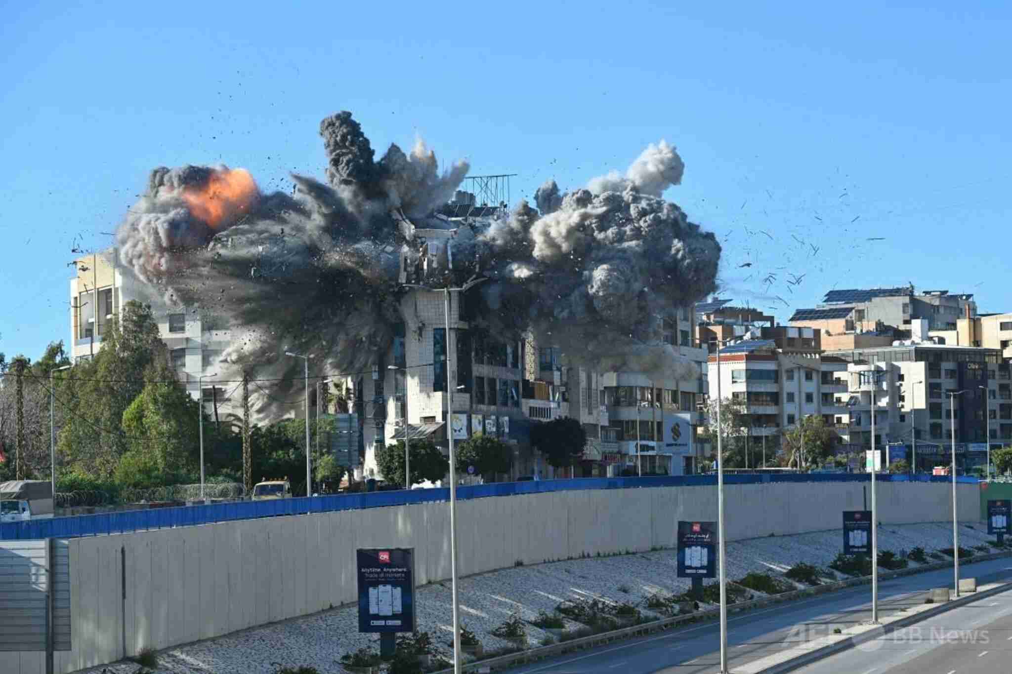 国際空港への主要ルート付近に空爆 イスラエル軍、戦後のレバノン南部占領も再確認（ＡＦＰ＝時事） - Yahoo!ニュース