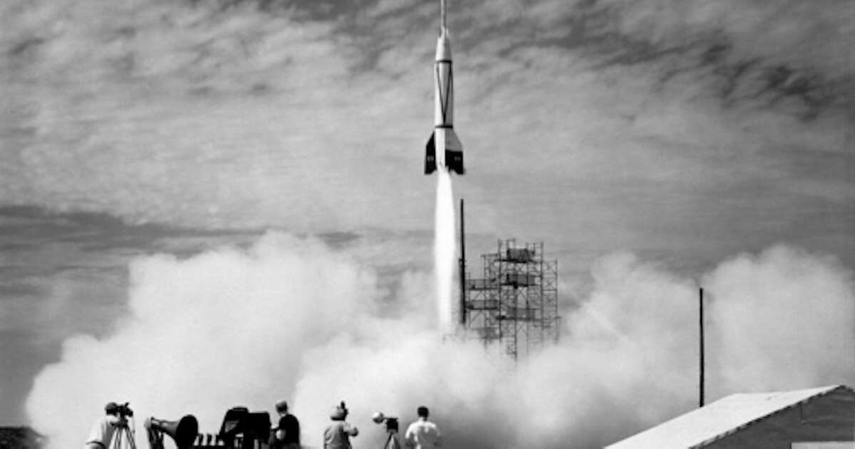 ナチスの科学者を米国へ、アポロ計画にも　極秘作戦の光と闇 - 日本経済新聞