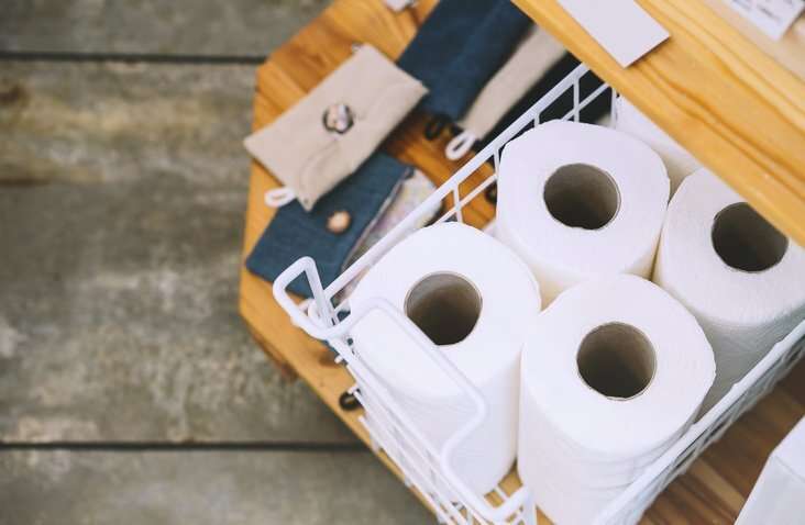 トイレットペーパーやラップ「パニック買い」に注意喚起　原料が足りているのに「品不足」が発生する理由を徹底解説（AERA DIGITAL） - Yahoo!ニュース