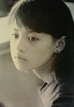 「吉川ひなの」46歳で活動再開も若者からは「誰？」の声　「股下85センチ」「歩くフランス人形」…Z世代は知らない美少女モデル伝説