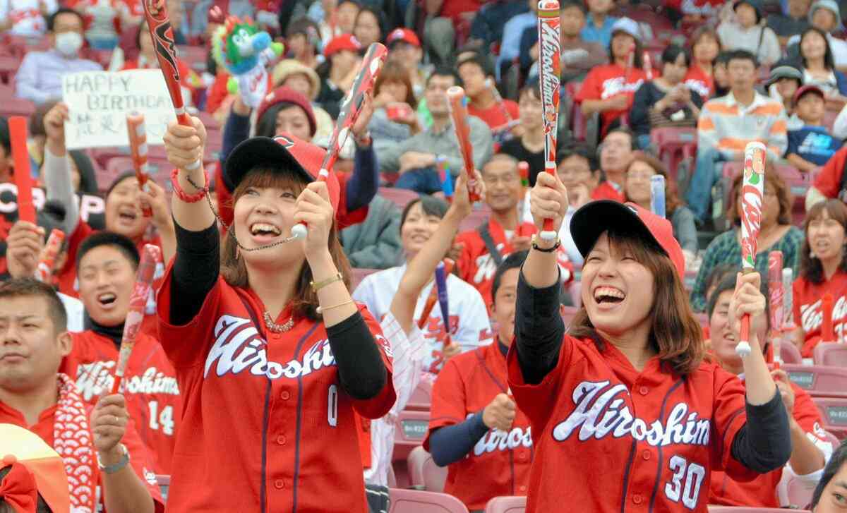 「カープ女子」はどこに消えたのか　巨人戦でも空席が目立つ広島の本拠地マツダスタジアム | 概要 | AERA DIGITAL（アエラデジタル）