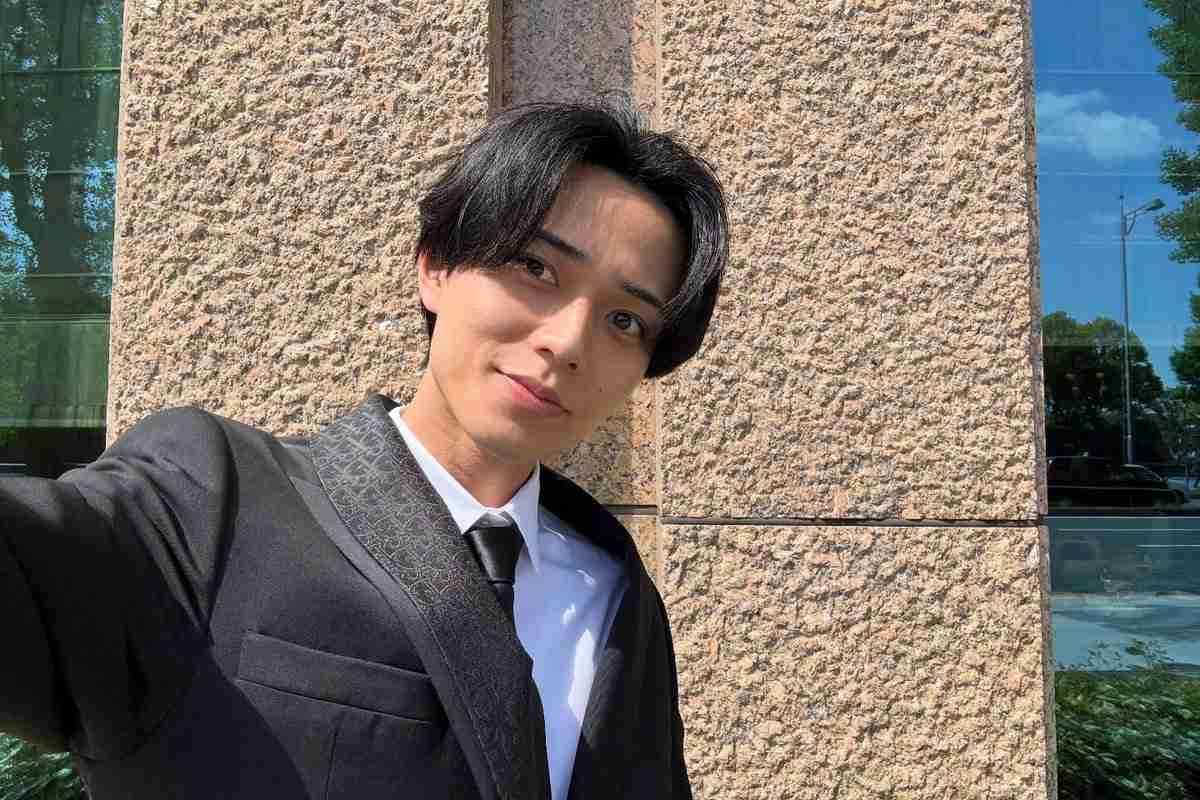 永瀬廉　結婚式にメンバーカラー“黒ネクタイ”で参加、「誰か教えてくれなかったのかな？」一部ファンからはマナー指摘も