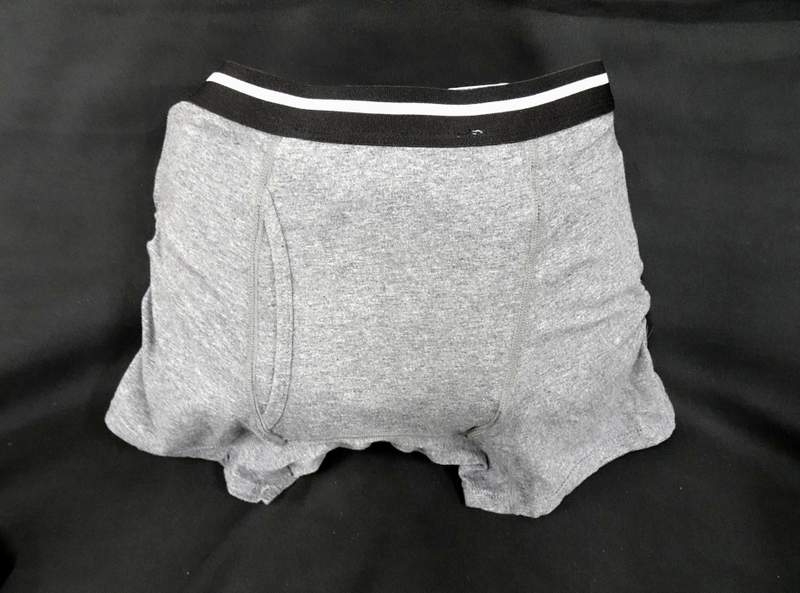 尿漏れパンツ、根拠ないのに…　消費者庁、2社へ措置命令