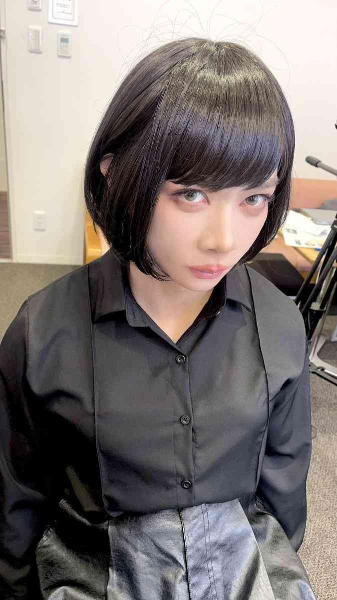 「男を狂わせてそう」…　無数の男性を “悶絶” させた、M-1王者芸人の 《ガチ女装》　 「そそられる」と生々しい声