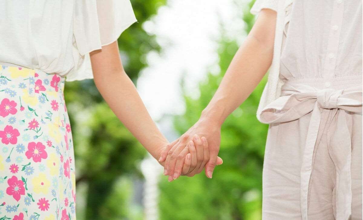 もし、わが子に「死にたい」と打ち明けられたら、親はどう向き合ったらいいのか　4人の母でカウンセラーの経験者が語る