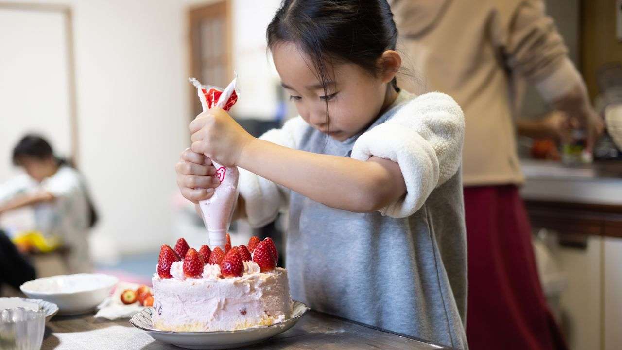 ピカピカの1年生、夢は「ケーキ屋・パン屋」「警察官」―クラレ調査 : 親は安定第一「公務員」になってほしい