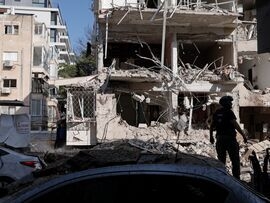 イランなお1000発超のミサイル保有、ヒズボラ最大1万発－イスラエル（Bloomberg） - Yahoo!ニュース