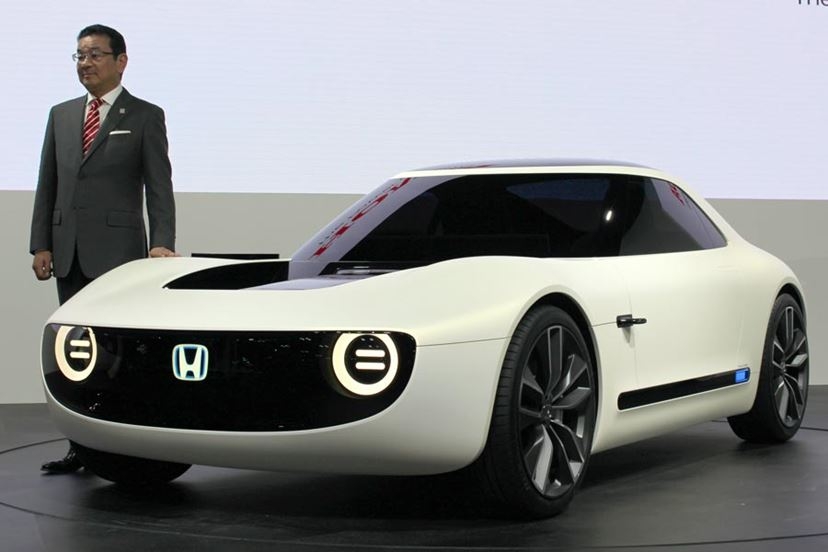 ホンダが小型EVスポーツカー発売へ　エンジン音や振動の再現で運転の楽しさ追求