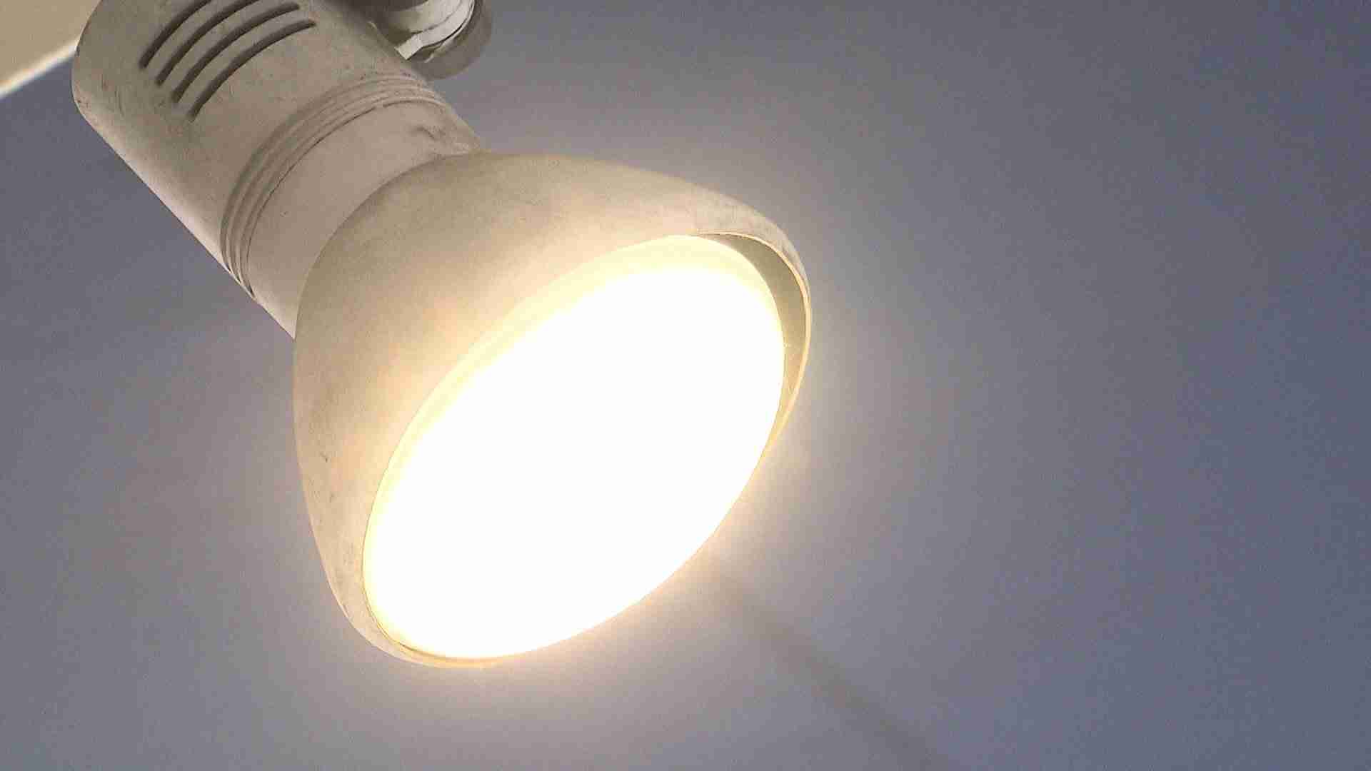 電気代・ガス代が“補助金終了”で値上げへ　“値上げの春”に飲食店や家庭から悲鳴　夏以降さらに上昇の可能性も（FNNプライムオンライン（フジテレビ系）） - Yahoo!ニュース
