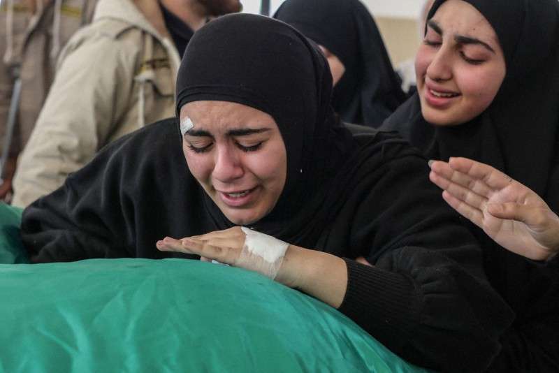 レバノンの死者2000人を超える　イスラエルとヒズボラの交戦（毎日新聞） - Yahoo!ニュース