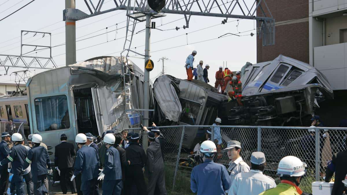 トイレ掃除、草むしり…悲劇招いたJR西の懲罰的管理　「日勤教育」の根底は誤った人間観　企業体質は変わったか　JR福知山線脱線事故20年㊤ - 産経ニュース