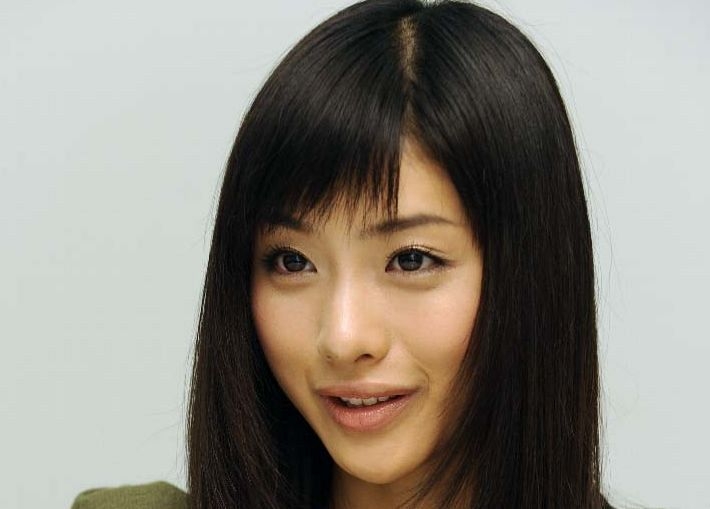 「やっぱり、変わってるよ」2児の母・石原さとみ〝最新姿〟に「努力もされてるんだろうけど…」「45歳からガクンとくるらしい」：「おっ！」でつながる地元密着のスポーツ応援メディア 西スポWEB OTTO!