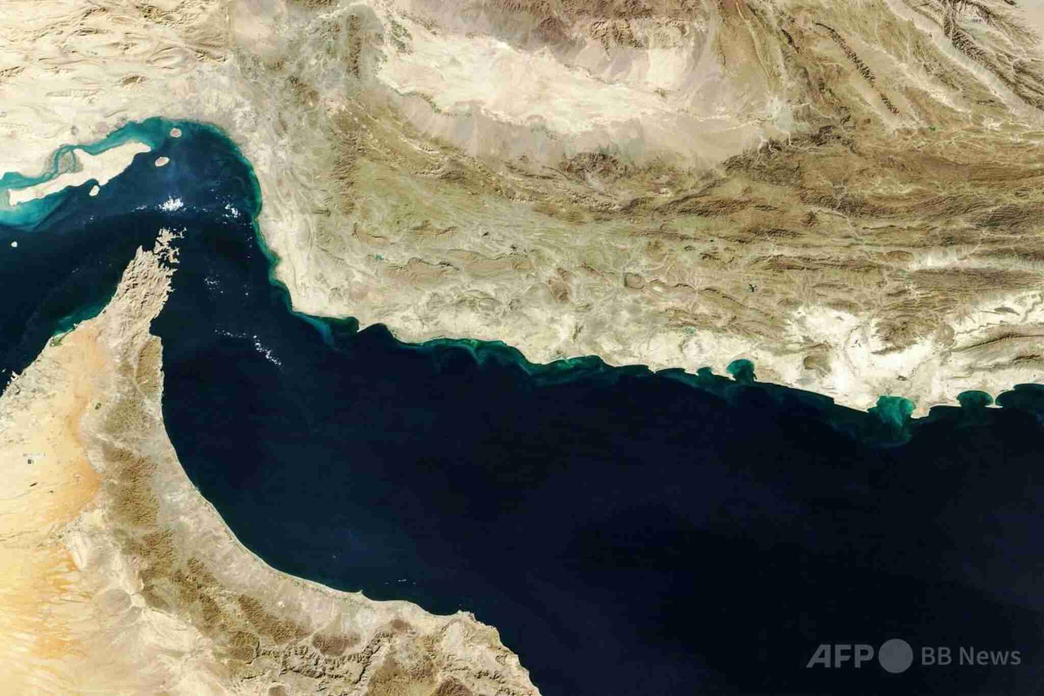 イラン革命防衛隊の艦船、コンテナ船に砲撃 オマーン沖（ＡＦＰ＝時事） - Yahoo!ニュース