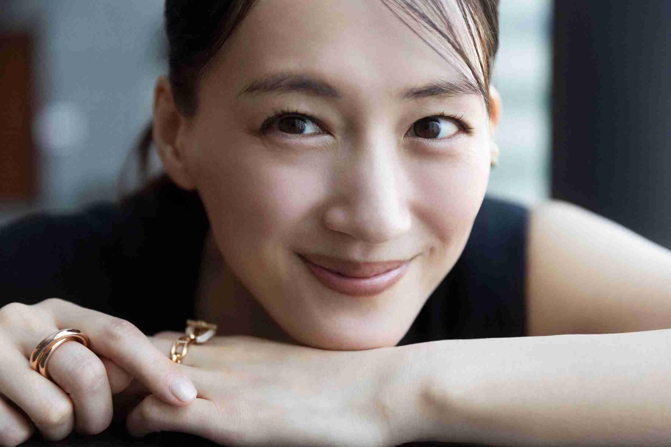 「目の前の人を幸せにしてあげて」――綾瀬はるかの生き方を形作る家族の言葉　＃家族とわたし（Yahoo!ニュース オリジナル 特集）