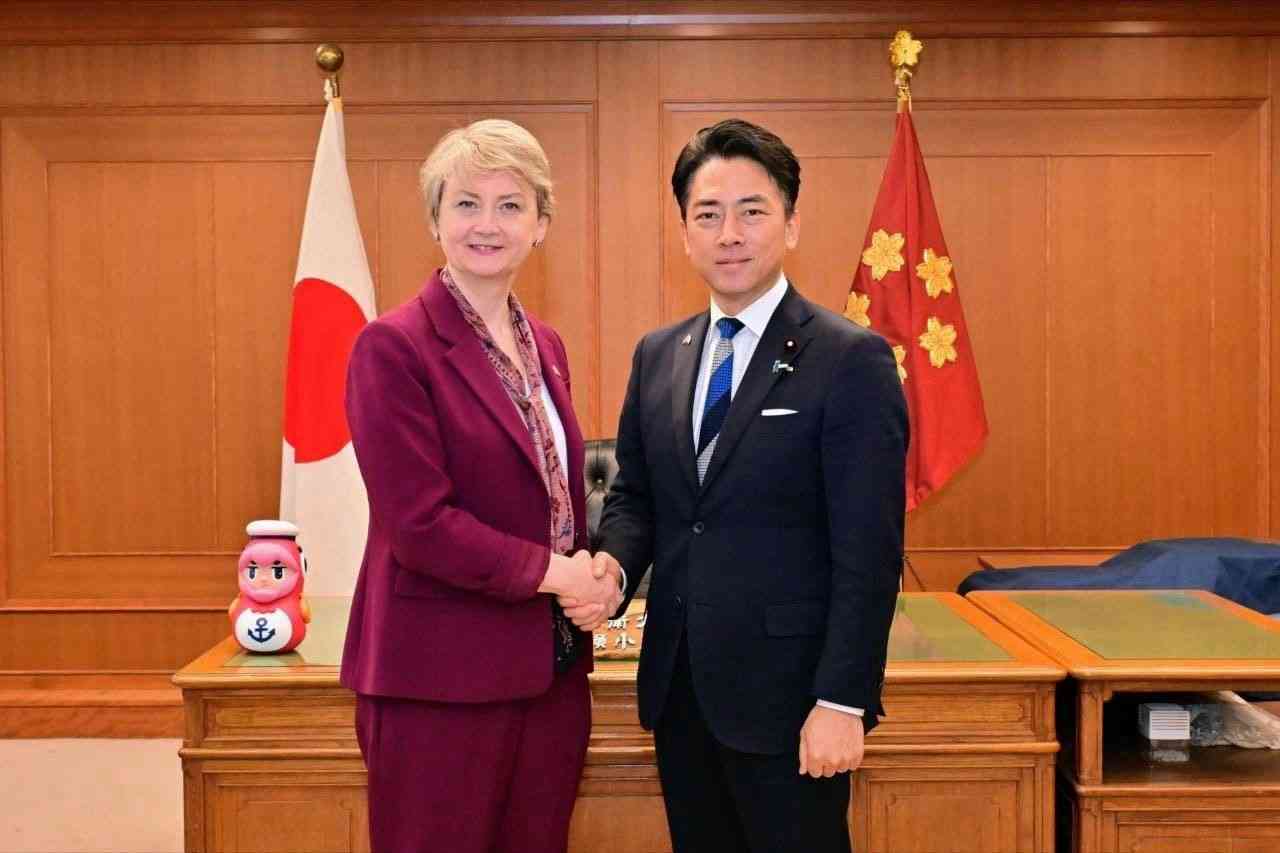 小泉進次郎防衛相が地震直後、「2万円焼肉会食」に参加していた！《三陸沖地震発生の夜、アルコールも口にし…》（文春オンライン） - Yahoo!ニュース