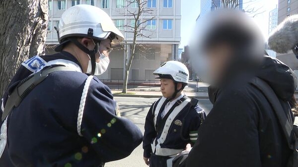 『車道怖い。車にはねられそう。何がダメなのかわからない』16歳以上の自転車”青切符”反則金の対象に…戸惑いと不安広がる…お母さん！それ反則金3000円になるかも…歩道の左側走行もダメ！知ってました？｜FNNプライムオンライン