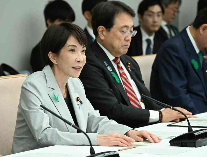 高市首相、医療用手袋5000万枚放出表明 中東情勢で確保困難