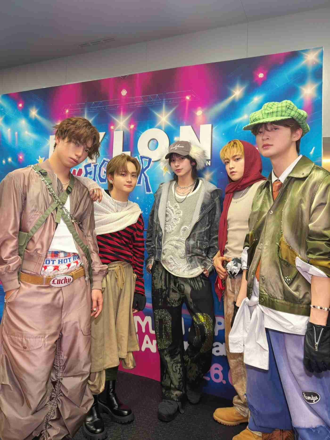 【ライブレポート】STARGLOW『NYLON JAPAN 22ND ANNIVERSARY PARTY』に出演！当日誕生日を迎えたADAMへのサプライズも（THE FIRST TIMES） - Yahoo!ニュース