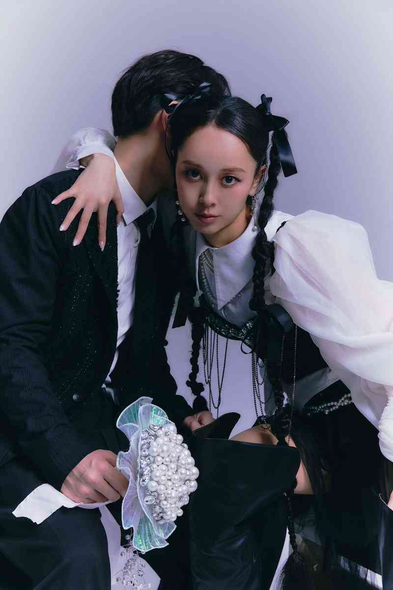 佐藤ミケーラ倭子が結婚発表も“3カ月お試し婚”に賛否「試着感覚?」ゼクシィ史上初の演出も“宣伝臭”の指摘の声も