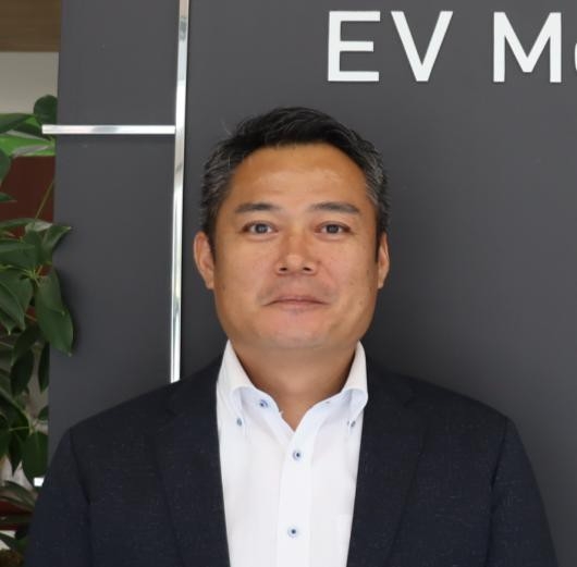 EVモーターズ・ジャパン、佐藤裕之代表取締役が引責辞任　EVバスの相次ぐ不具合で – 日刊自動車新聞